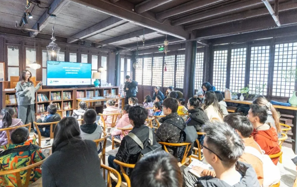 游学在周庄 | 净塑长江·西浦国际商学院无废旅游走入古镇