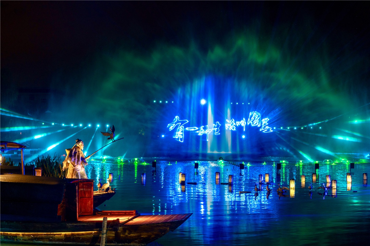 关于蚬江湾光影秀演出时间调整的通知